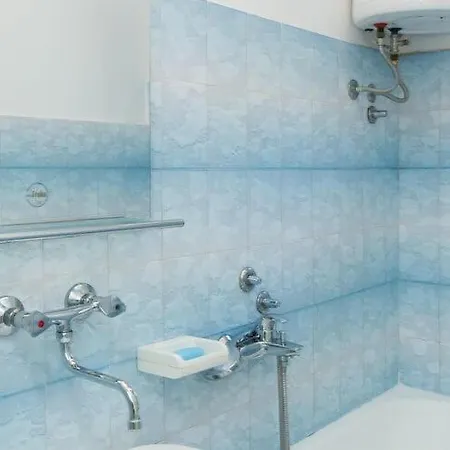 Apartment Harlekin - One Bedroom With Terrace A